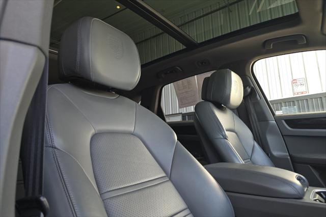 2019 Porsche Cayenne Base