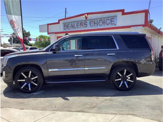 2016 Cadillac Escalade Luxury Collection for sale in Farmersville, CA