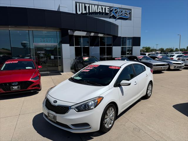 2016 Kia Forte LX for sale in Neenah, WI