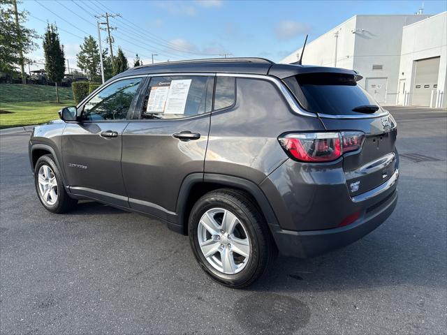 2022 Jeep Compass Latitude FWD