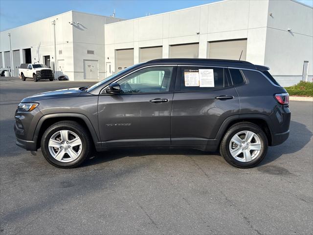 2022 Jeep Compass Latitude FWD