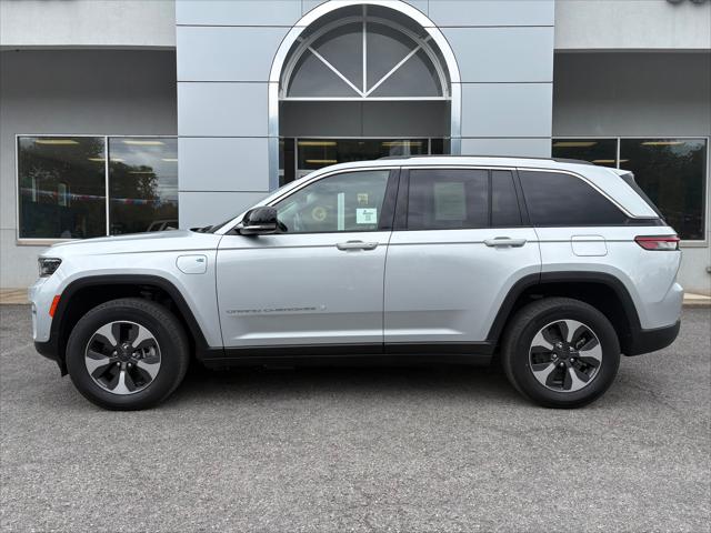 2022 Jeep Grand Cherokee 4xe Limited 4x4 2022 Jeep Grand Cherokee 4xe Limited 4x4