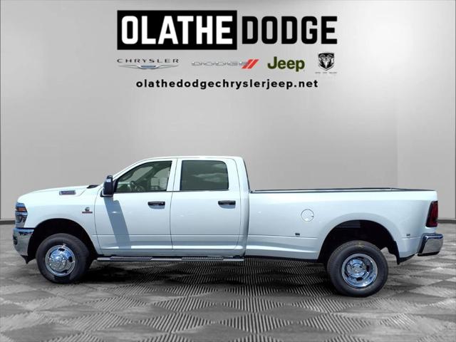 2026 Ram 3500 Tradesman Crew Cab 4x4 8 Box