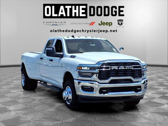 2026 Ram 3500 Tradesman Crew Cab 4x4 8 Box