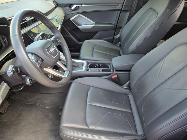 2025 Audi Q3 Premium 45 TFSI S line quattro Tiptronic