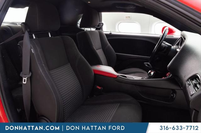 2021 Dodge Challenger SXT