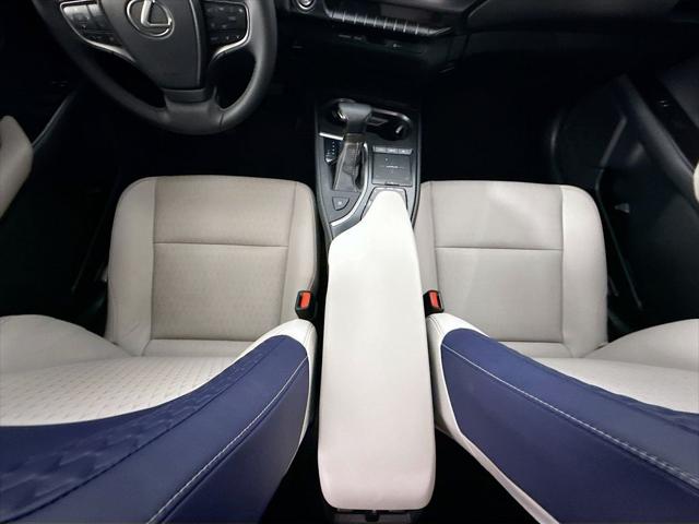 2019 Lexus UX 200 200 Base