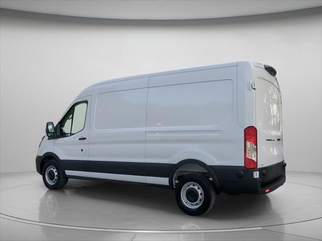 2026 Ford Transit Cargo Van T-250 148 Med Rf 9150 GVWR RWD