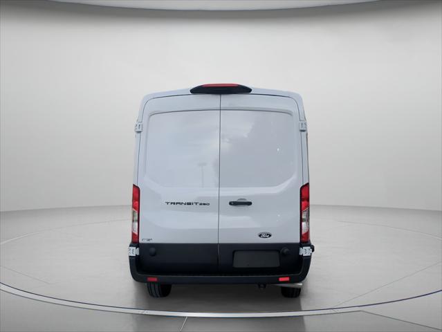 2026 Ford Transit Cargo Van T-250 148 Med Rf 9150 GVWR RWD