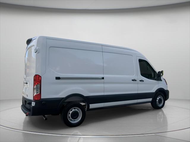 2026 Ford Transit Cargo Van T-250 148 Med Rf 9150 GVWR RWD