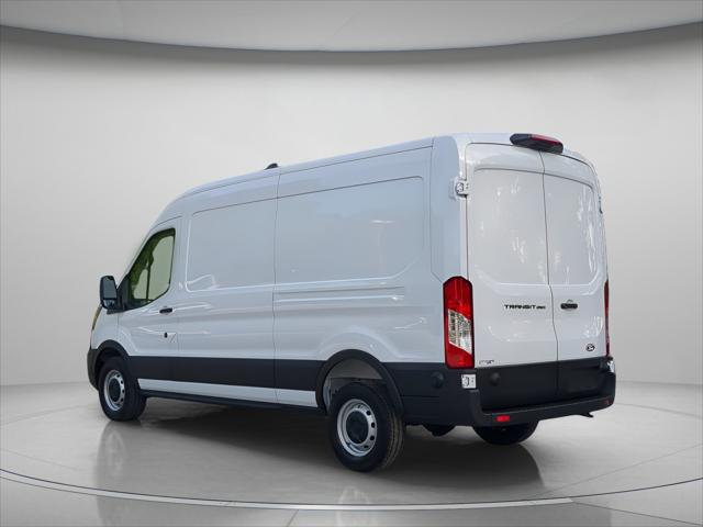 2026 Ford Transit Cargo Van T-250 148 Med Rf 9150 GVWR RWD