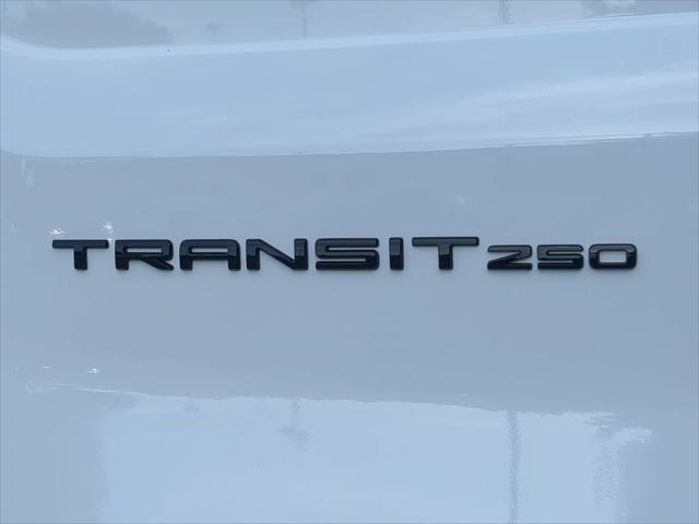 2026 Ford Transit Cargo Van T-250 148 Med Rf 9150 GVWR RWD