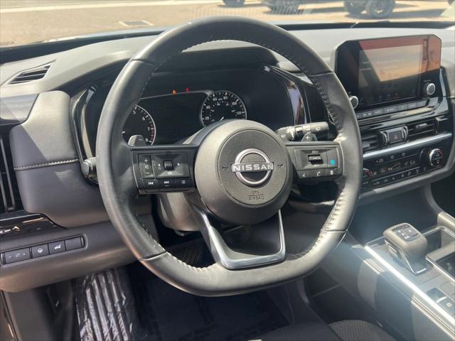 2025 Nissan Pathfinder SV 4WD