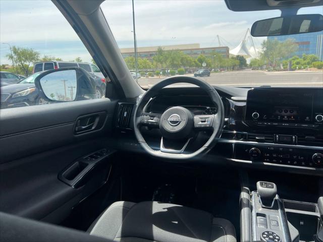 2025 Nissan Pathfinder SV 4WD