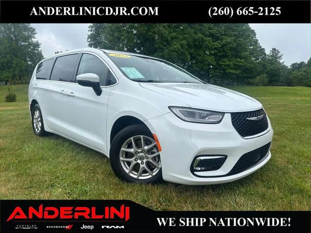 2023 Chrysler Pacifica Touring L for sale in Angola, IN
