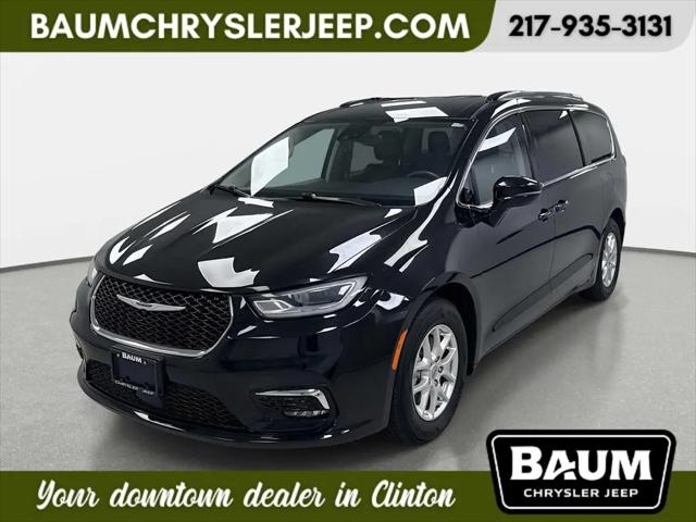 2022 Chrysler Pacifica Touring L for sale in Clinton, IL