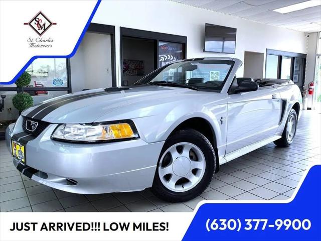 2000 Ford Mustang Base for sale in St Charles, IL