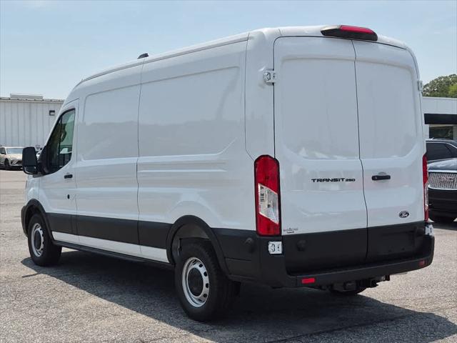 2026 Ford Transit Cargo Van T-250 148 Med Rf 9150 GVWR RWD