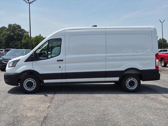 2026 Ford Transit Cargo Van T-250 148 Med Rf 9150 GVWR RWD