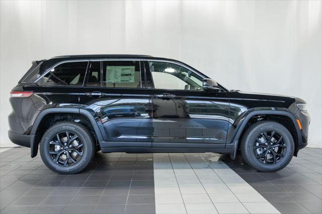 2026 Jeep Grand Cherokee GRAND CHEROKEE LAREDO ALTITUDE 4X4 2026 Jeep Grand Cherokee GRAND CHEROKEE LAREDO ALTITUDE 4X4