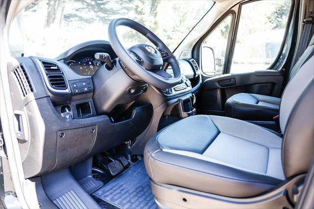 2026 RAM Ram ProMaster RAM PROMASTER 1500 SLT CARGO VAN LOW ROOF 136 WB