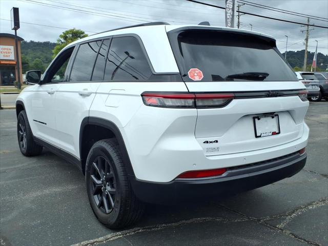 2027 Jeep Grand Cherokee GRAND CHEROKEE LAREDO ALTITUDE 4X4 2027 Jeep Grand Cherokee GRAND CHEROKEE LAREDO ALTITUDE 4X4