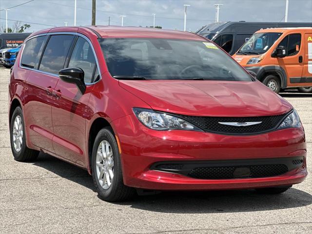 2027 Chrysler Pacifica LX for sale in Sterling Heights, MI