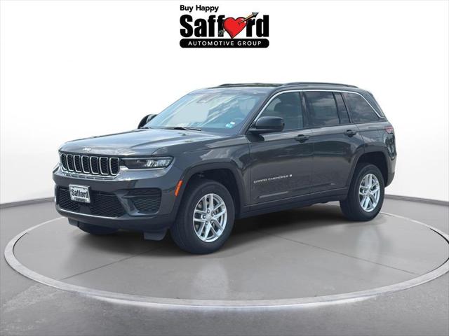 2026 Jeep Grand Cherokee GRAND CHEROKEE LAREDO 4X4 2026 Jeep Grand Cherokee GRAND CHEROKEE LAREDO 4X4