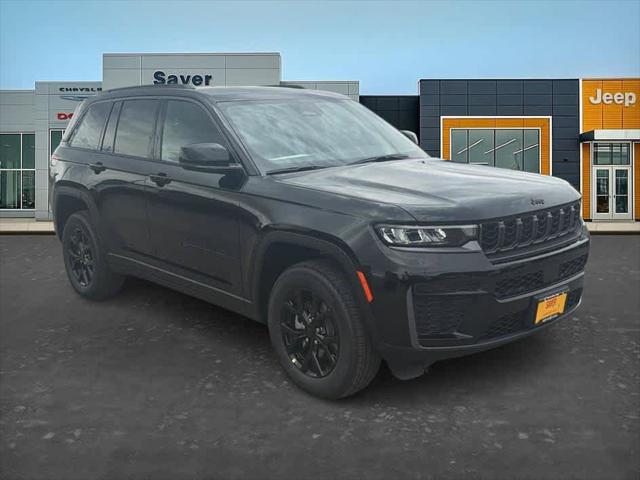 2026 Jeep Grand Cherokee GRAND CHEROKEE LAREDO ALTITUDE 4X4