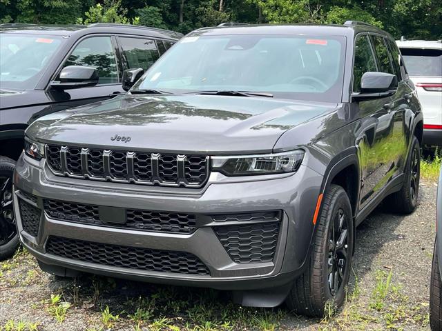 2026 Jeep Grand Cherokee GRAND CHEROKEE LAREDO ALTITUDE 4X4 2026 Jeep Grand Cherokee GRAND CHEROKEE LAREDO ALTITUDE 4X4