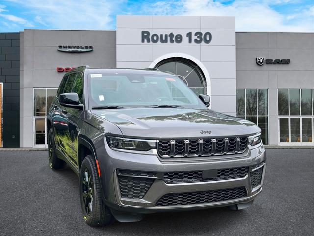 2026 Jeep Grand Cherokee GRAND CHEROKEE LAREDO ALTITUDE 4X4 2026 Jeep Grand Cherokee GRAND CHEROKEE LAREDO ALTITUDE 4X4