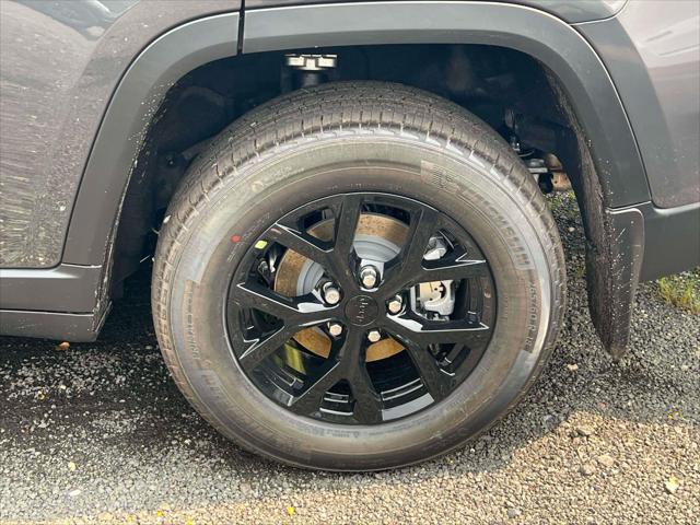 2026 Jeep Grand Cherokee GRAND CHEROKEE LAREDO ALTITUDE 4X4 2026 Jeep Grand Cherokee GRAND CHEROKEE LAREDO ALTITUDE 4X4