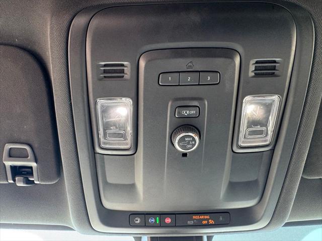 2022 GMC Yukon XL 4WD SLT