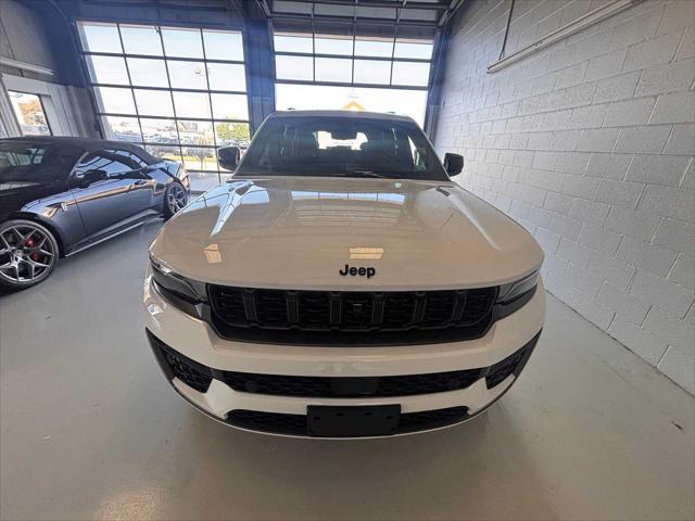 2026 Jeep Grand Cherokee GRAND CHEROKEE LIMITED RESERVE 4X4