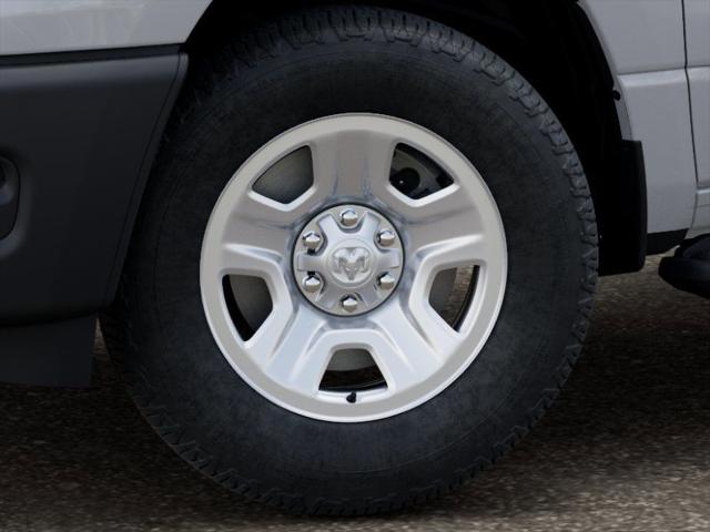 2026 Ram 1500 Tradesman Crew Cab 4x4 57 Box