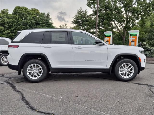 2026 Jeep Grand Cherokee GRAND CHEROKEE LAREDO 4X4