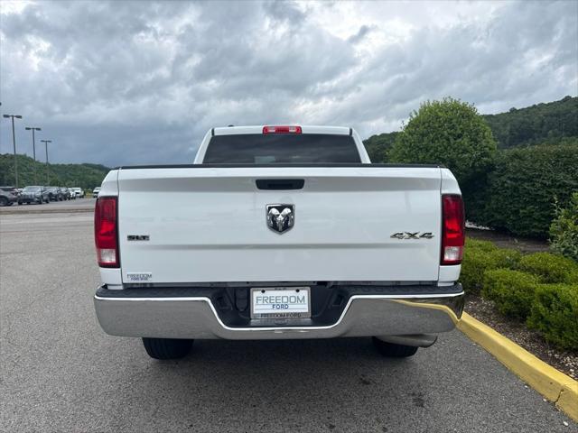 2021 Ram 1500 SLT Crew Cab 4x4 5'7" Box