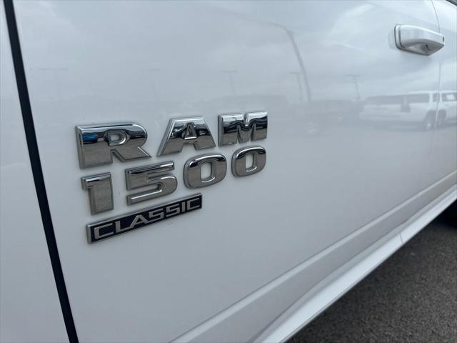 2021 Ram 1500 SLT Crew Cab 4x4 5'7" Box