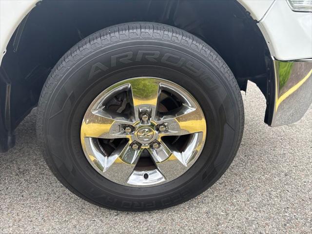 2021 Ram 1500 SLT Crew Cab 4x4 5'7" Box