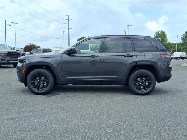 2026 Jeep Grand Cherokee GRAND CHEROKEE LAREDO ALTITUDE 4X4 2026 Jeep Grand Cherokee GRAND CHEROKEE LAREDO ALTITUDE 4X4
