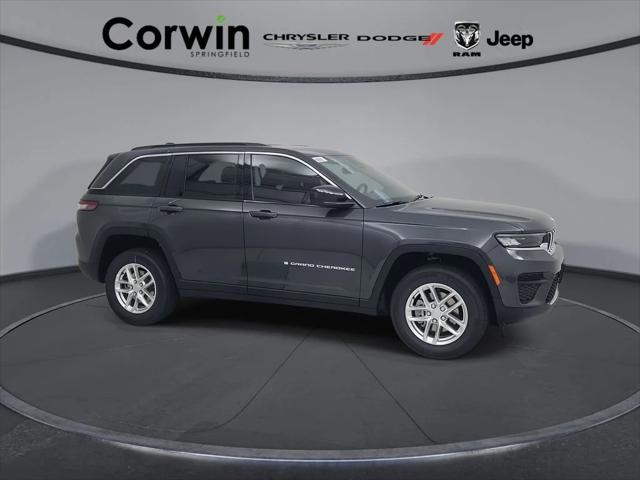 2026 Jeep Grand Cherokee Laredo 4x4 for sale in Springfield, MO