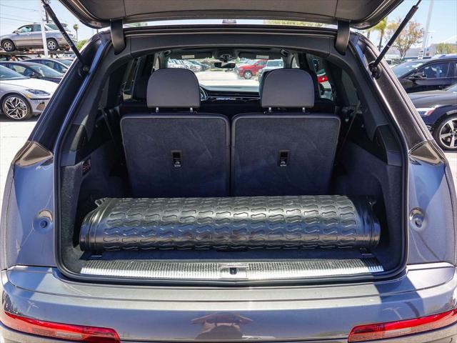 2023 Audi Q7 Premium Plus 45 TFSI quattro Tiptronic