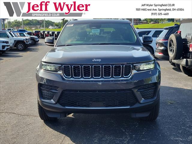 2026 Jeep Grand Cherokee GRAND CHEROKEE LAREDO 4X4
