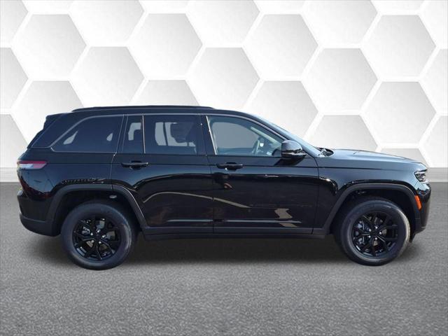 2026 Jeep Grand Cherokee GRAND CHEROKEE LAREDO ALTITUDE 4X4 2026 Jeep Grand Cherokee GRAND CHEROKEE LAREDO ALTITUDE 4X4