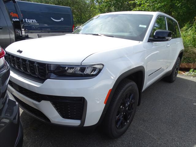 2026 Jeep Grand Cherokee GRAND CHEROKEE LAREDO ALTITUDE 4X4 2026 Jeep Grand Cherokee GRAND CHEROKEE LAREDO ALTITUDE 4X4