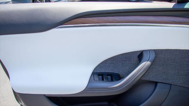 2022 Tesla Model S Dual Motor All-Wheel Drive