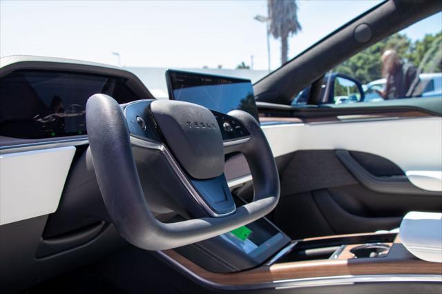 2022 Tesla Model S Dual Motor All-Wheel Drive