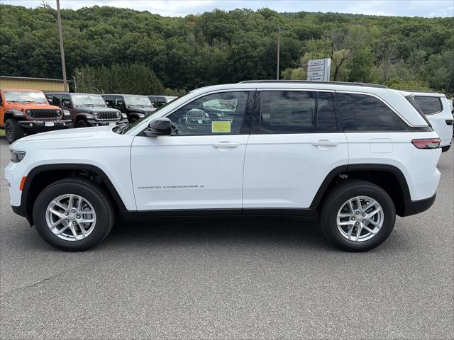 2026 Jeep Grand Cherokee GRAND CHEROKEE LAREDO 4X4