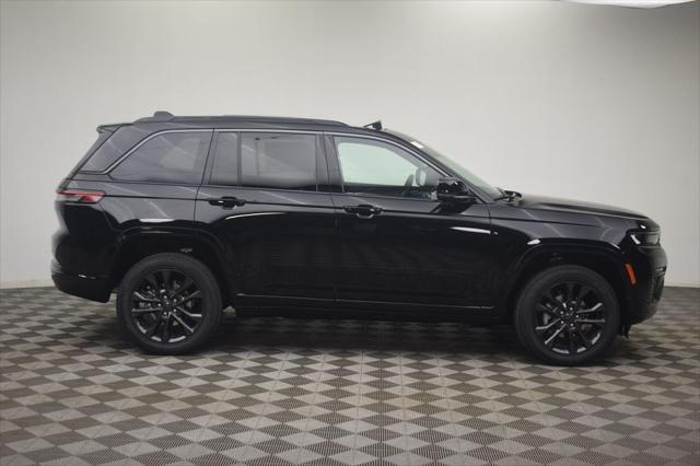 2026 Jeep Grand Cherokee GRAND CHEROKEE LIMITED RESERVE 4X4