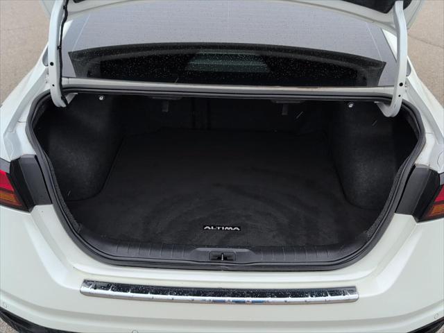 Used 2021 Nissan Altima SR Intelligent AWD For Sale in Jackson, MI
